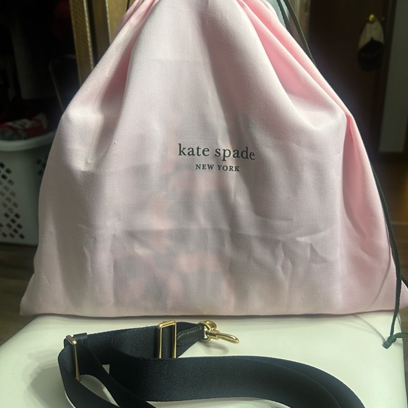 Spade Flower Monogram Manhattan Chenille Small - Picture 6 of 6